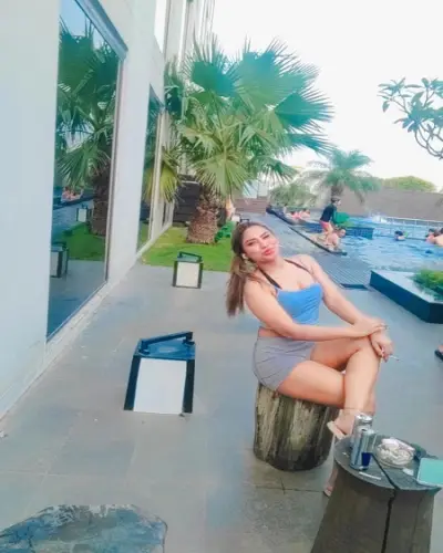 Escort Markapur